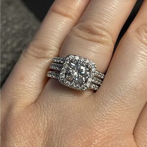 New 3 Piece White Gold Plated Cubic Zirconia  Halo Wedding Engagement Ring